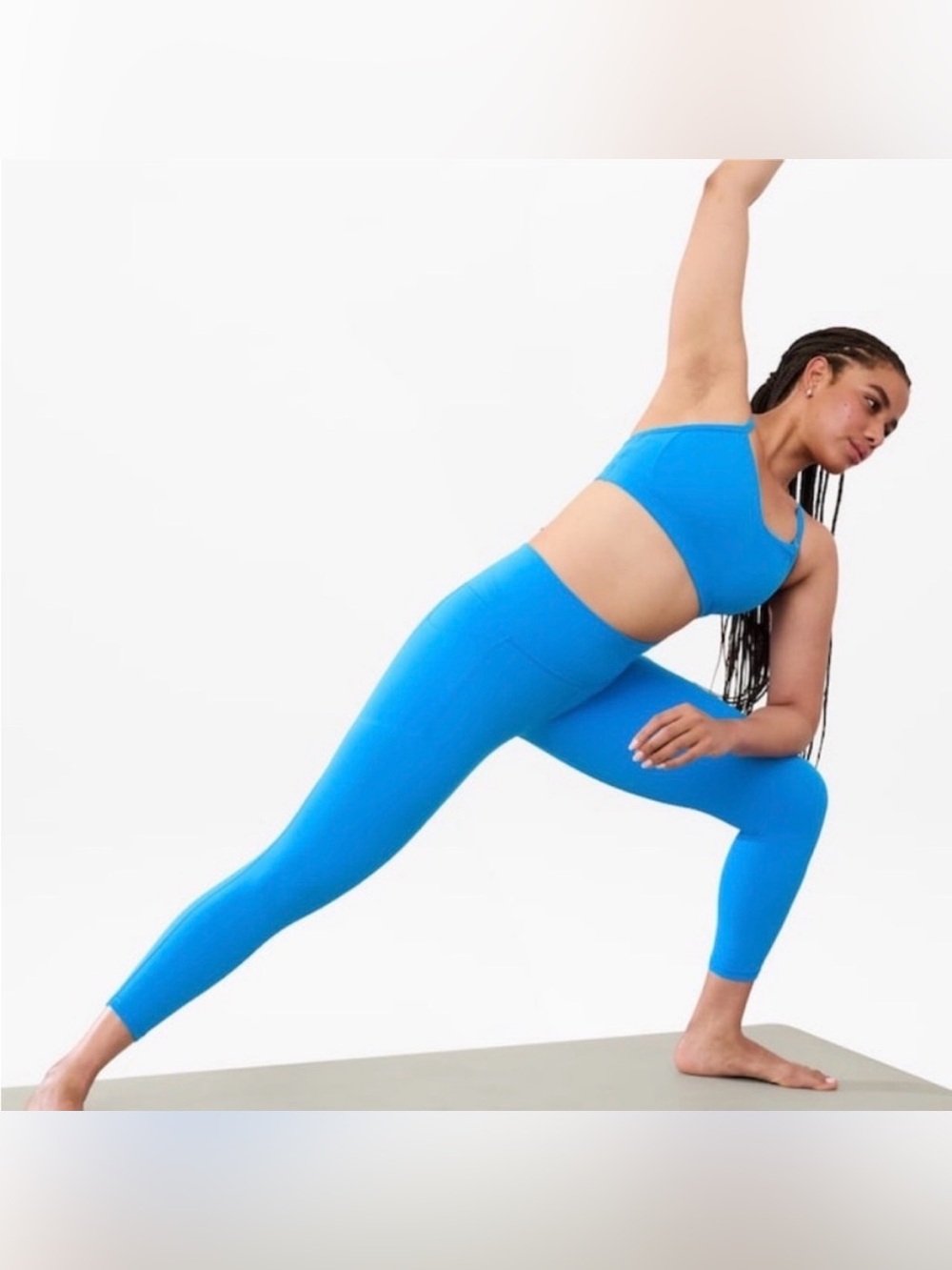 Athleta Salutation Stash 7/8 Legging / Tight in Ultramarine S